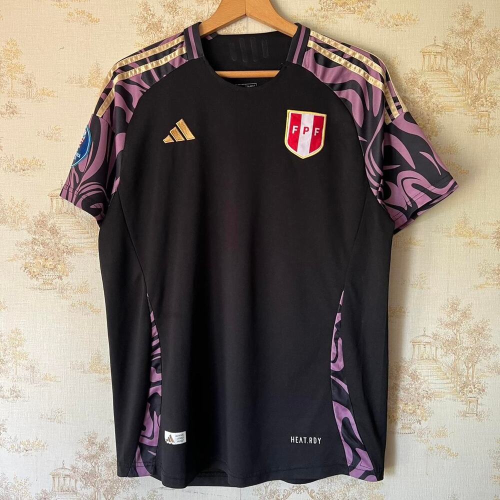 2024 Peru Copa America Soccer Jersey | Size 2XL Slim (21.5x29)